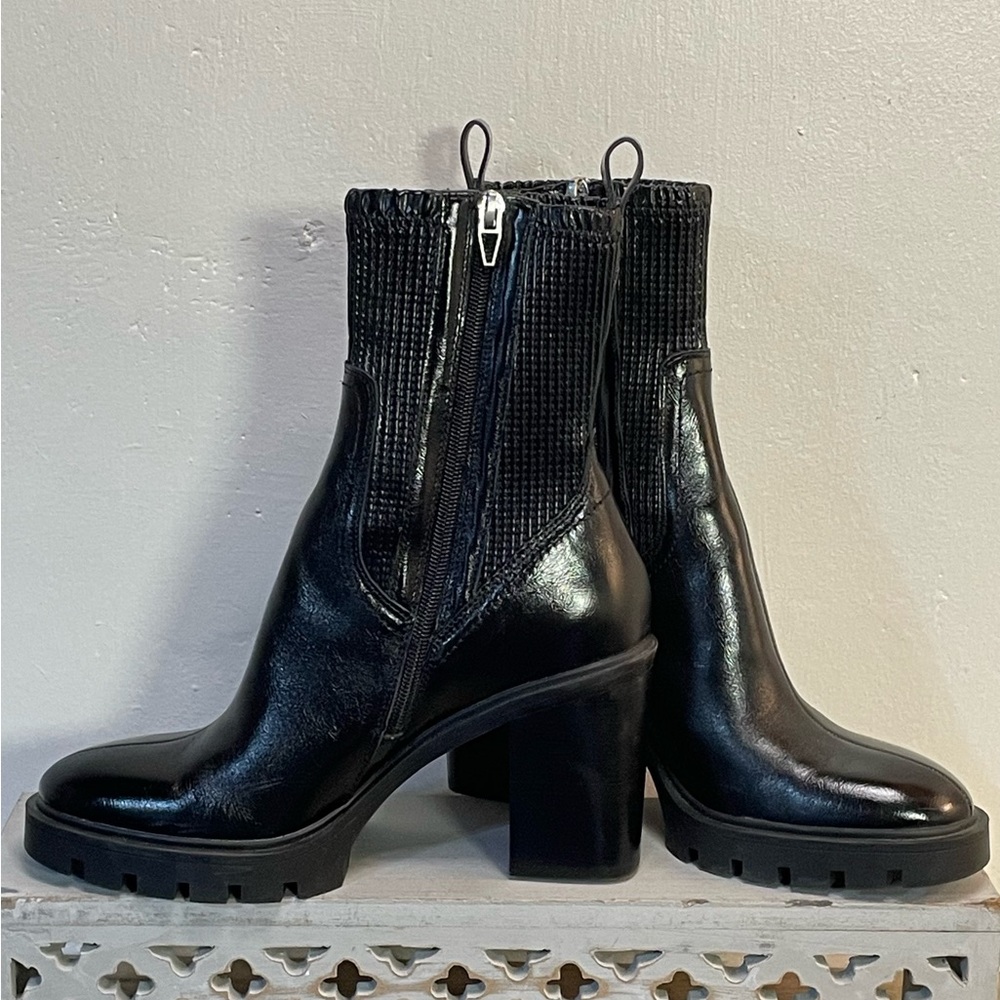 #0105 NWOT-dolce vita Rugged black elastic top side zip moto boot 3.5 heel-7.5 - Picture 2 of 9